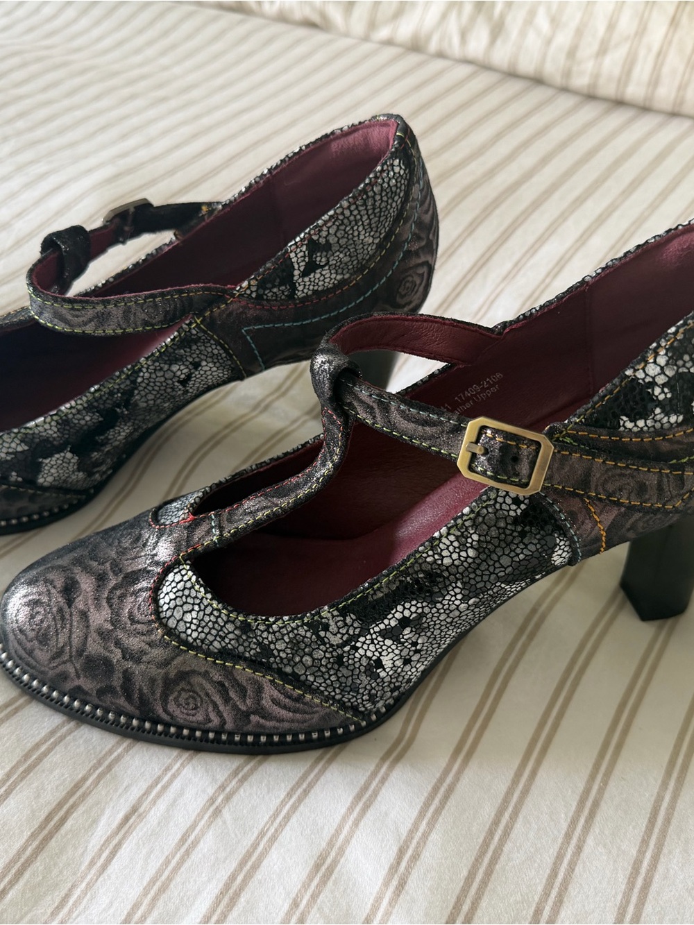 L’Artiste Women’s Black Patterned Mary Jane Heels - NWOT